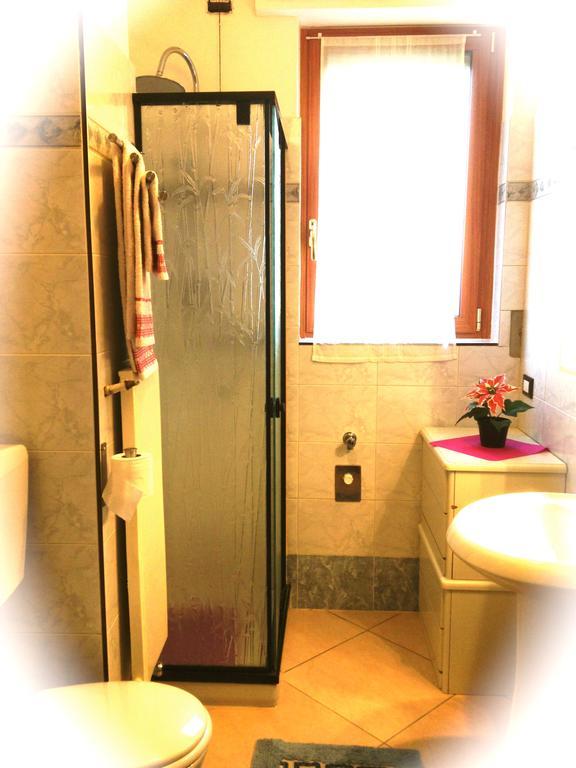 Top Suit Centro - Guest House Brugherio Bilik gambar