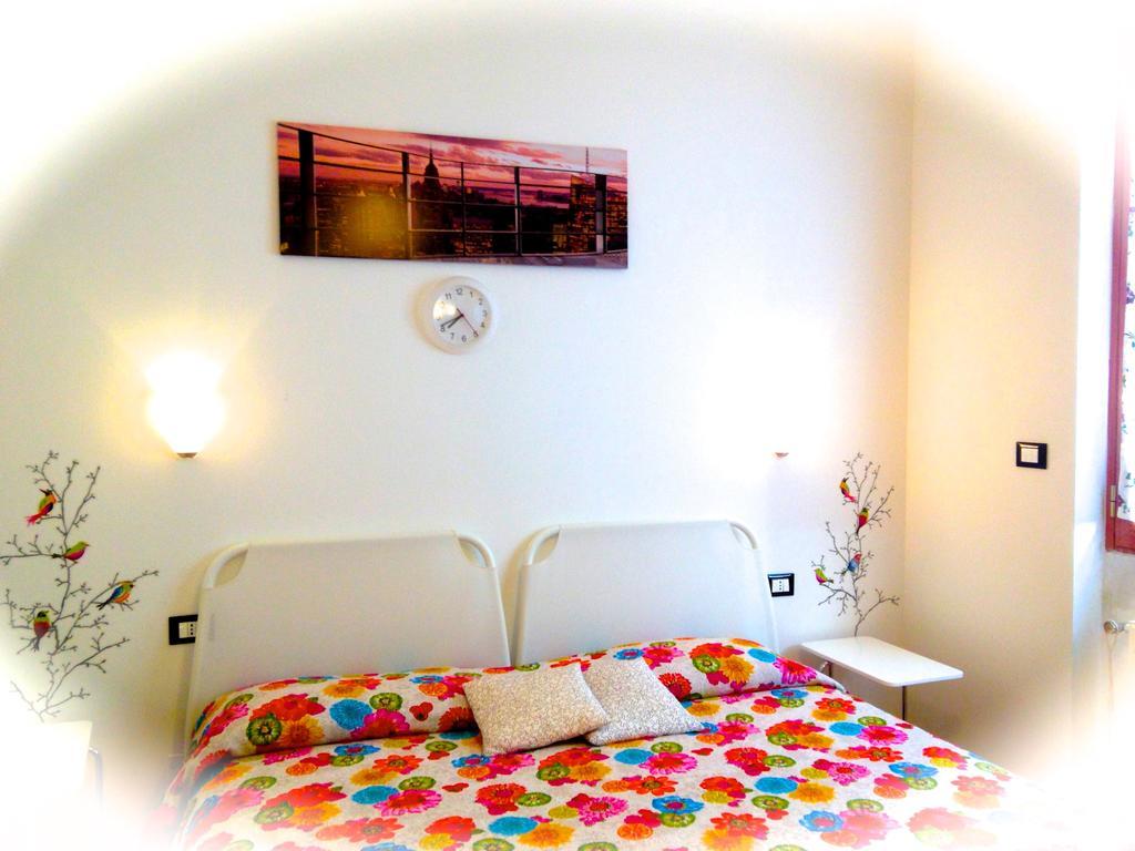 Top Suit Centro - Guest House Brugherio Bilik gambar